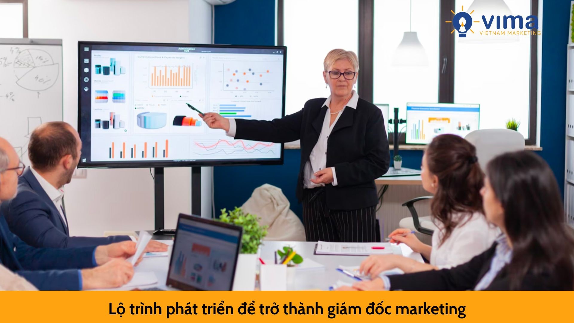 Lộ trình phát triển để trở thành giám đốc marketing